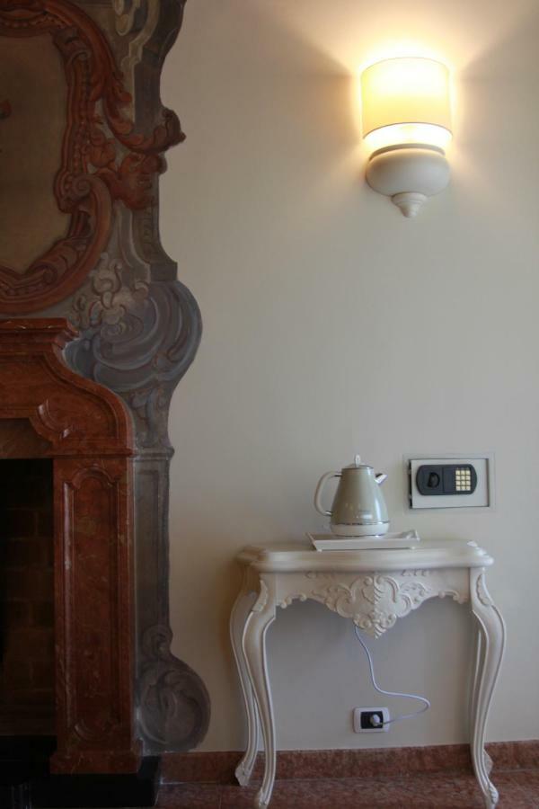 Galleria Imperiale Relais De Charme 萨尼科 外观 照片